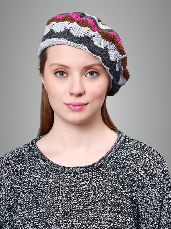 Grey_Woolen_Beret_For_Women