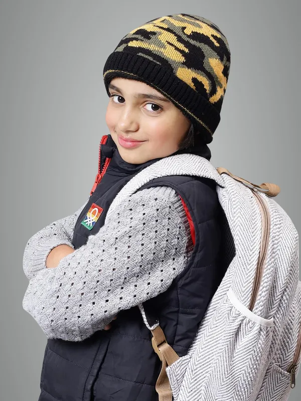 Multicolor_&_Black_Woolen_Cap_For_Unisex_Child