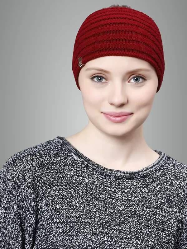 Maroon_Woolen_Earwarmer_For_Women