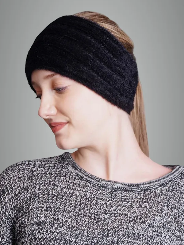 Black_Woolen_Earwarmer_For_Women