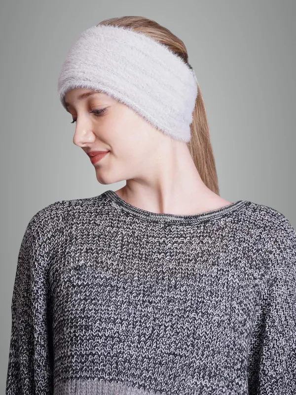 Grey_Woolen_Earwarmer_For_Women