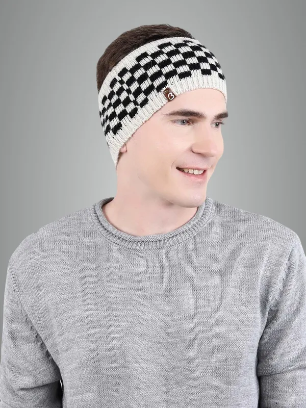 White_&_Black_Woolen_Earwarmer_For_Men