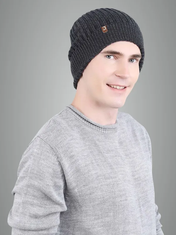Grey_Woolen_Cap_For_Unisex