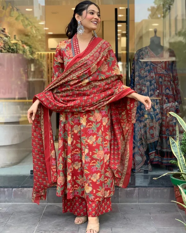 Red_Cotton_Regular_Kurta_Pant_Dupatta_Set_For_Women