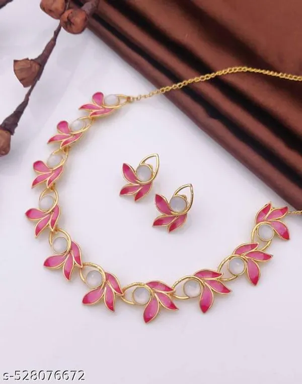 Pink_Elegant_Deisgn_Alloy_Elite_Glittering_Women_Necklaces_&_Chains_For_Women