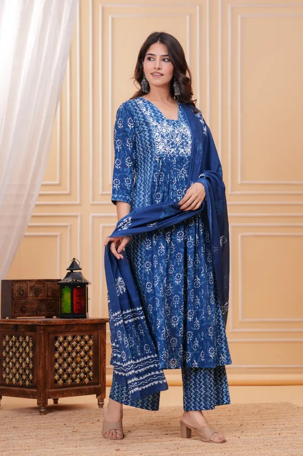 Women's_Navy_Blue_Cotton_Kurti_Pant_Dupatta_Set