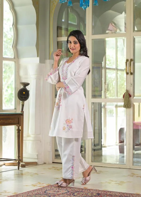 White_Petals_Floral_Kurta_Pant_Set