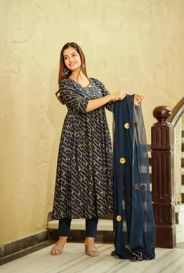 Navy_Blue_Alia_Pattern_3-Piece_Set