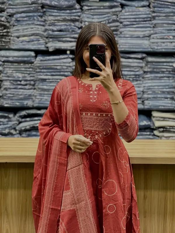 Red_Flared_Cotton_3-Piece_Suit_Set