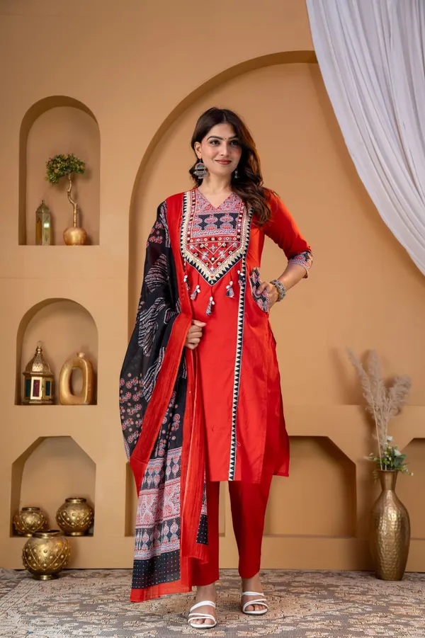 Classic_Festive_Wear_3-Piece_Kurta_Set