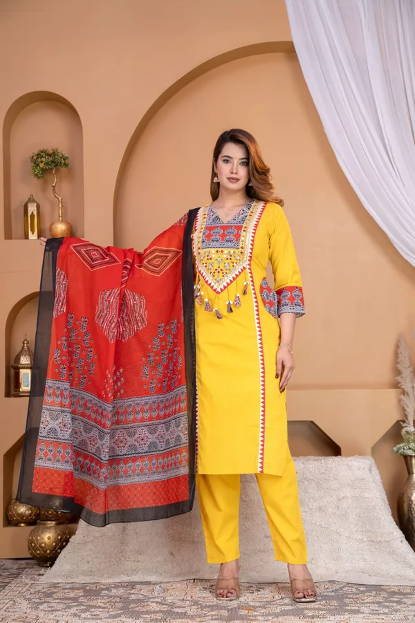 Classic_Festive_Wear_3-Piece_Kurta_Set
