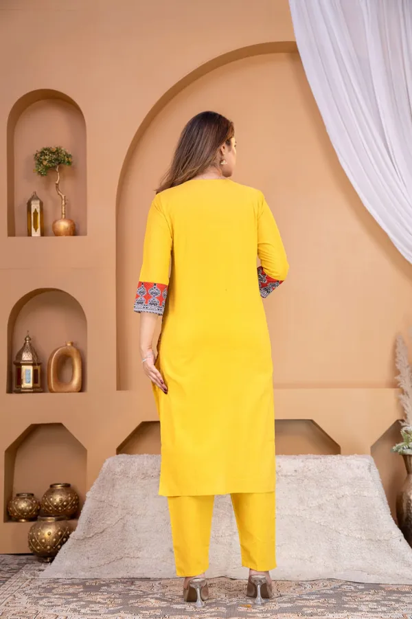 Classic_Festive_Wear_3-Piece_Kurta_Set