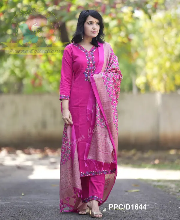 Rani_Pink_Cotton_Kurti_Pant_&_Dupatta_For_Women