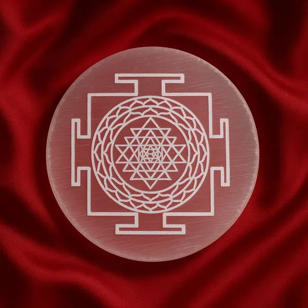 Divine_Lakshmi_Selenite_Charging_Plate