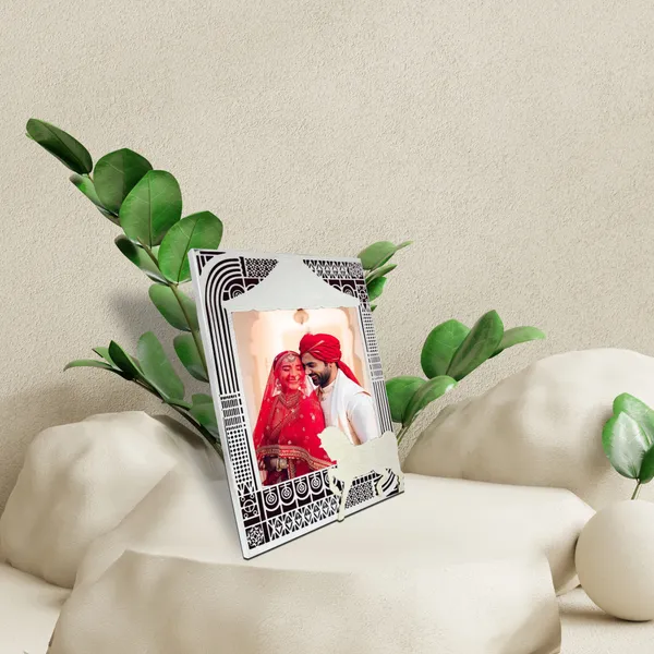 Silver_Premium_Quality_Wood_Table_Photo_Frame