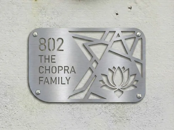 Silver_Custom_Family_Wall_Sign