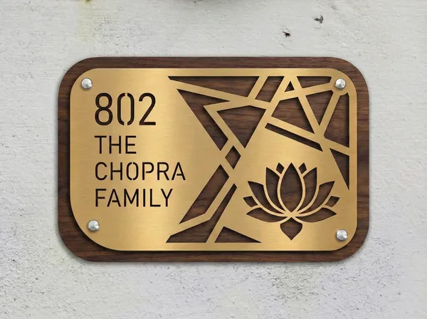 Silver_Custom_Family_Wall_Sign