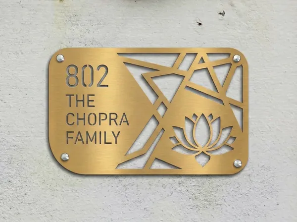 Silver_Custom_Family_Wall_Sign