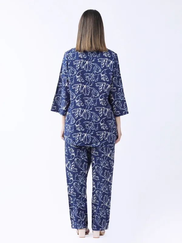 Blue_Cotton_Premium_&_Elegant_Stylish_Long_Sleeves_Co-Ord_Set_For_Women