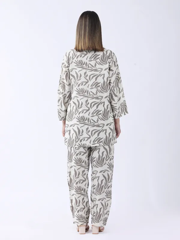 Olive_Cotton_Premium_&_Elegant_Stylish_Long_Sleeves_Co-Ord_Set_For_Women