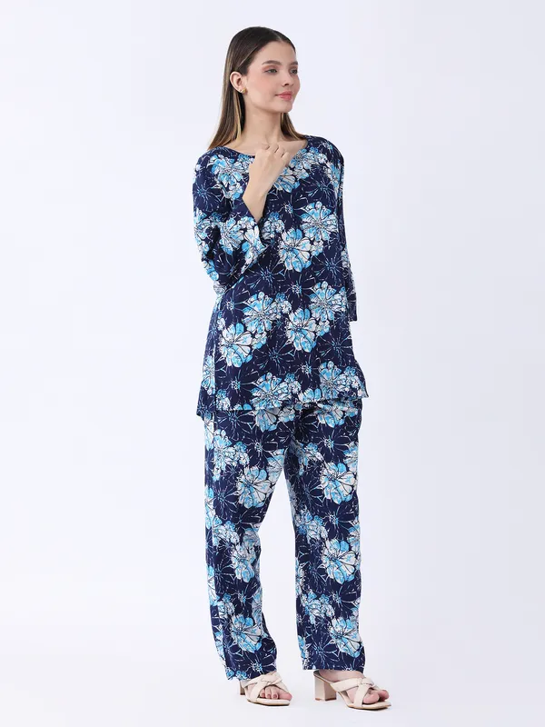 Navy_Blue_Cotton_Premium_&_Elegant_Stylish_Long_Sleeves_Co-Ord_Set_For_Women