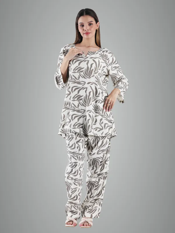 Olive_Cotton_Premium_&_Elegant_Stylish_Long_Sleeves_Co-Ord_Set_For_Women
