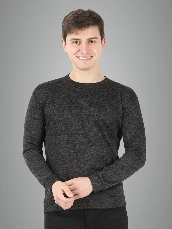 Black_Premium_&_Elegant_Sweaters_For_Men