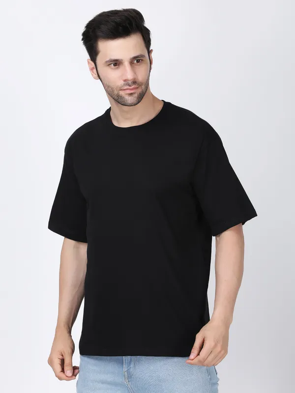 Black_Cotton_Premium_&_Elegant_Oversized_T-Shirt_For_Men