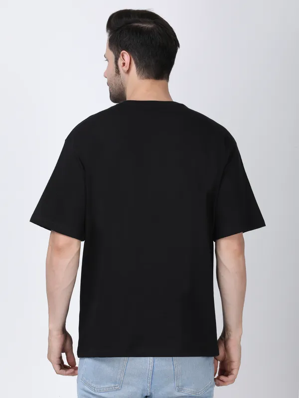 Black_Cotton_Premium_&_Elegant_Oversized_T-Shirt_For_Men