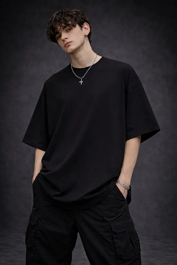 Black_Cotton_Oversized_Unisex_T-Shirt_|_Graphics