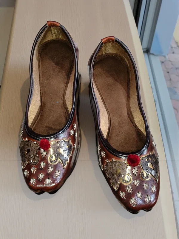 Brown_Premium_Synthetic_Leather_Embroidered_Bellies_For_Women_And_Girls