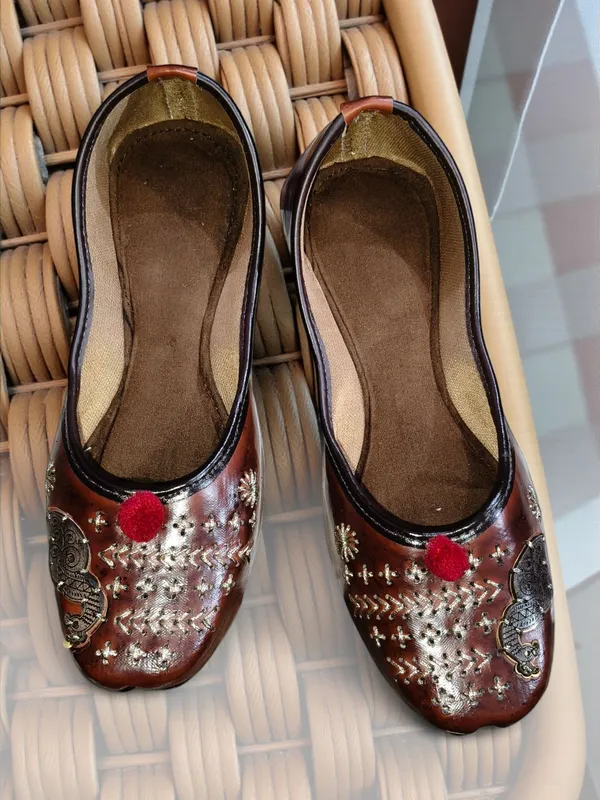 Brown_Premium_Synthetic_Leather_Embroidered_Bellies_For_Women_And_Girls