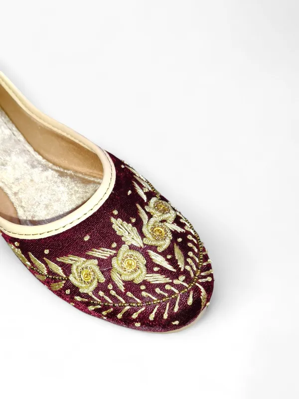 Maroon_Premium_Pvc_Embroidered_Bellies_For_Women_And_Girls