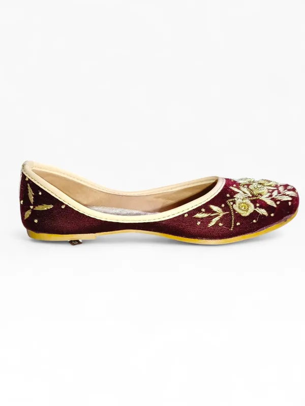 Black_Premium_Pvc_Embroidered_Bellies_For_Women_And_Girls
