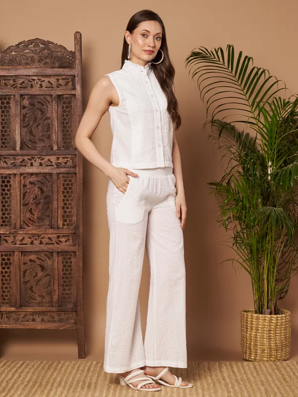 Women�s_White_Textured_Cotton_Co-Ord_Set
