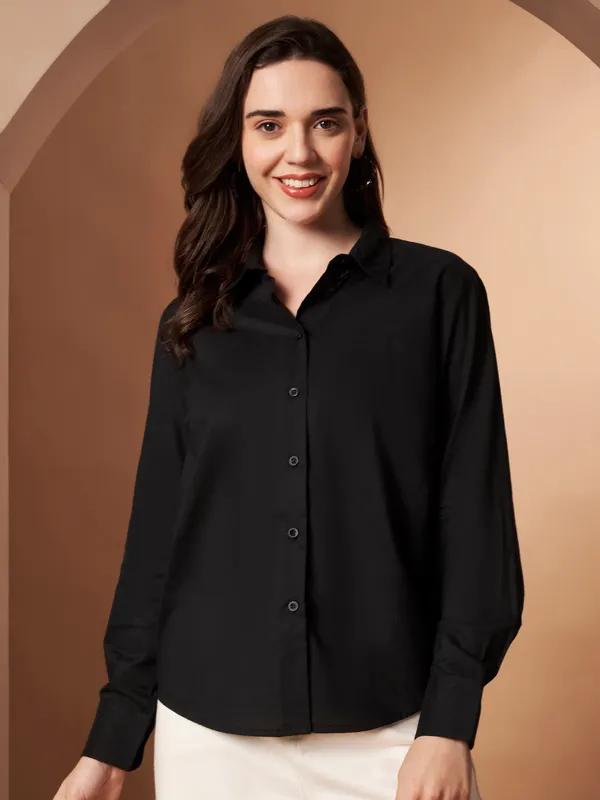 Black_Cotton_Formal_Shirt_Classic_Long_Sleeve_Button_Down
