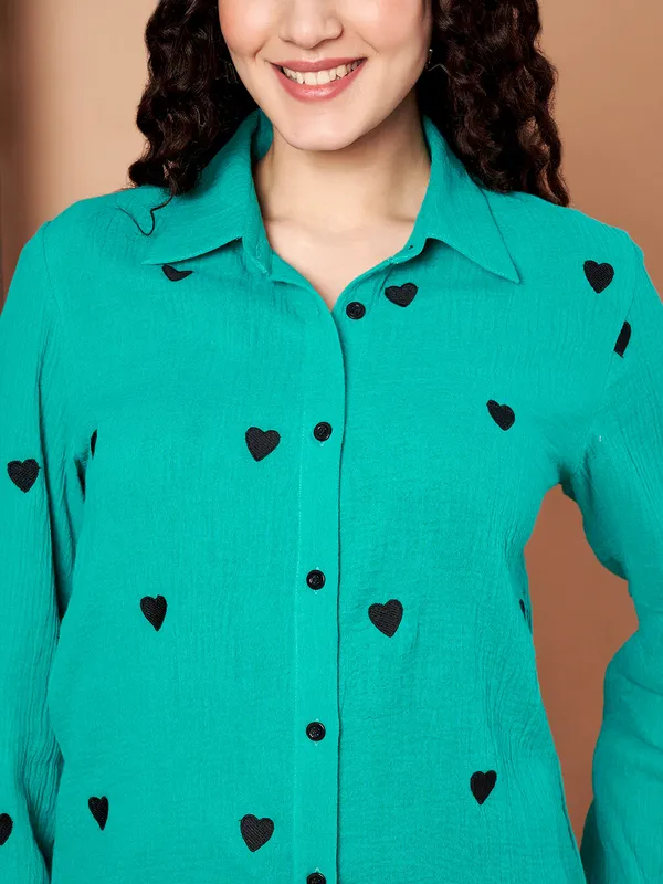 Green_Cotton_Shirt_With_Black_Heart_Embroidery