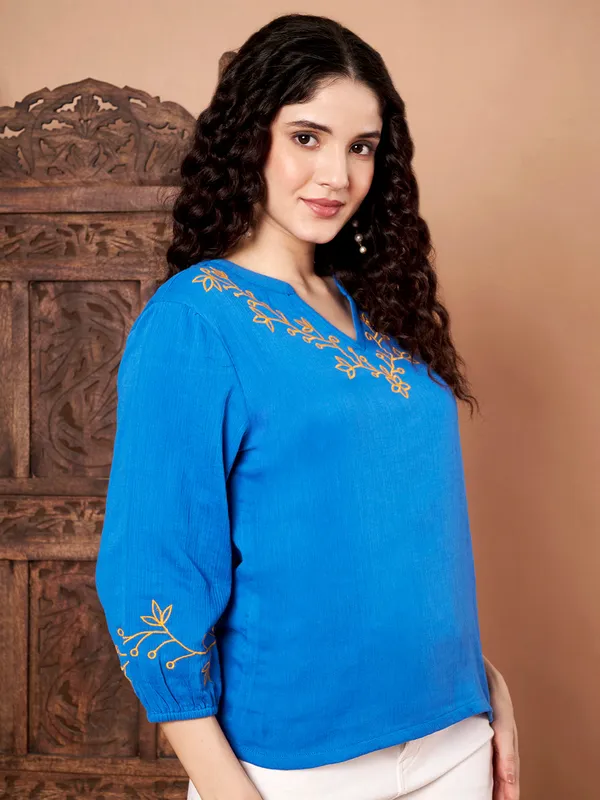 Blue_Cotton_Embroidered_Top_With_Golden_Thread_Work
