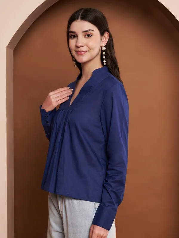 Navy_Blue_Pleated_Cotton_Top_With_V_Neck_For_Women