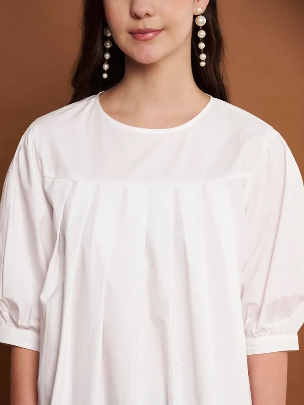 White_Cotton_Pleated_Top_With_Puff_Sleeves_For_Women