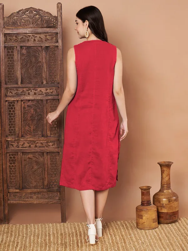Red_Sleeveless_Cotton_Button_Down_Dress_For_Women