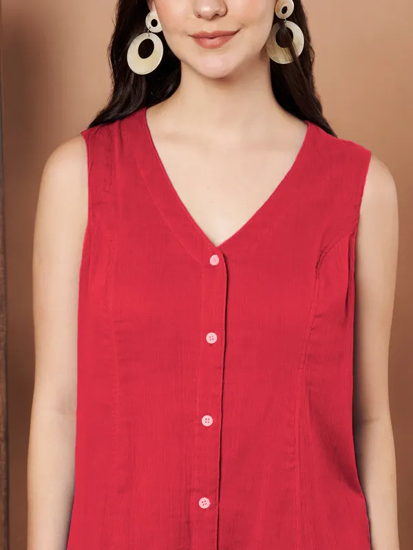 Red_Sleeveless_Cotton_Button_Down_Dress_For_Women