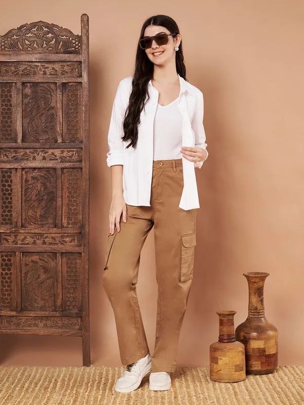 Brown_Cotton_Cargo_Pants_Straight_Fit_With_Utility_Pockets