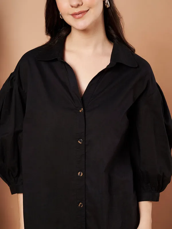 Black_Cotton_Shirt_Dress_Relaxed_Fit_With_Ruffle_Hem