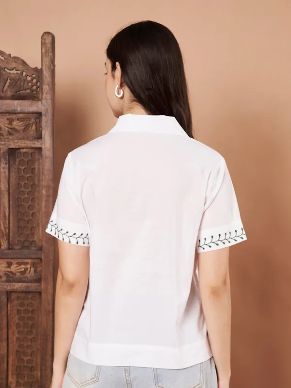 White_Cotton_Embroidered_Short_Sleeve_Top_For_Women