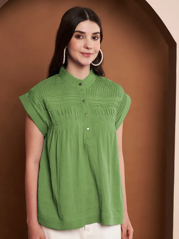 Green_Cotton_Pleated_Top_With_Mandarin_Collar_For_Women