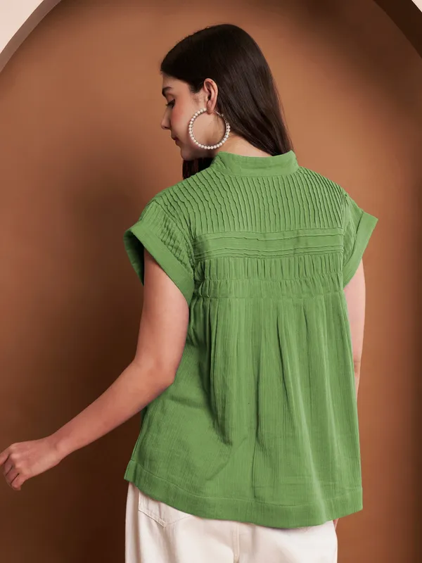 Green_Cotton_Pleated_Top_With_Mandarin_Collar_For_Women