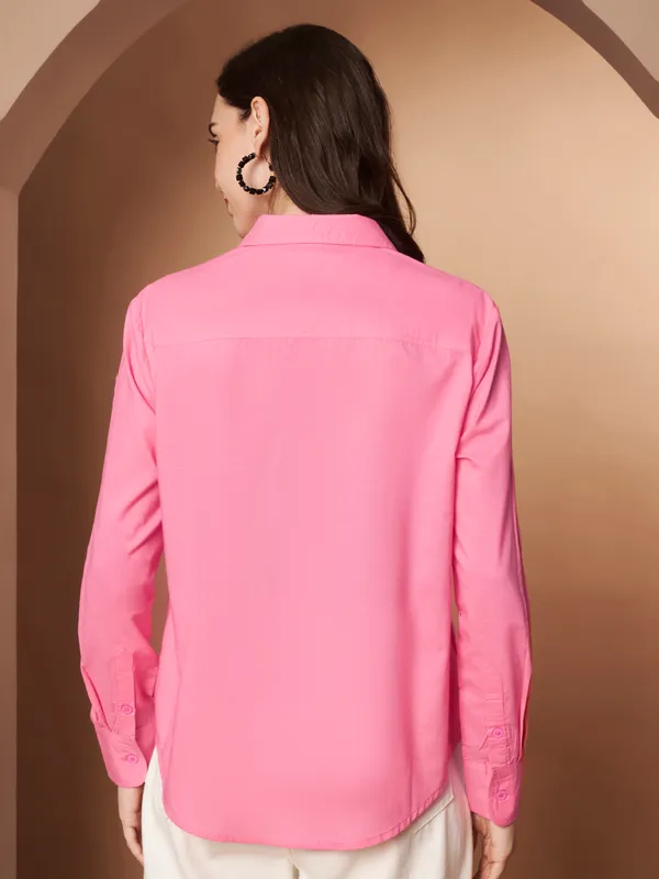 Pink_Cotton_Formal_Shirt_Classic_Long_Sleeve_Button_Down