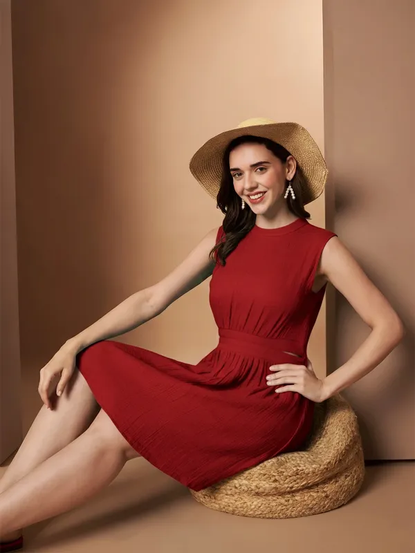 Red_Sleeveless_Cotton_Dress_with_Cut-Out_Waist