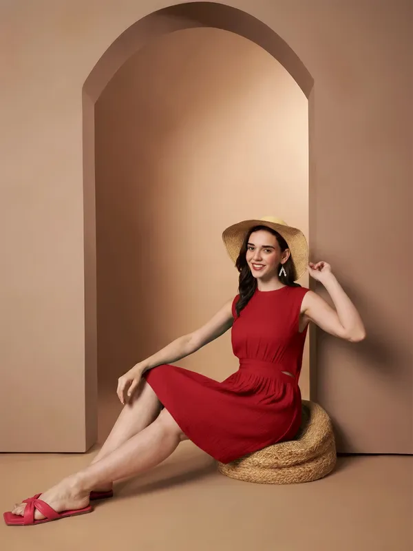 Red_Sleeveless_Cotton_Dress_with_Cut-Out_Waist